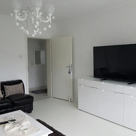 Agency Mittelfeld * Hannover